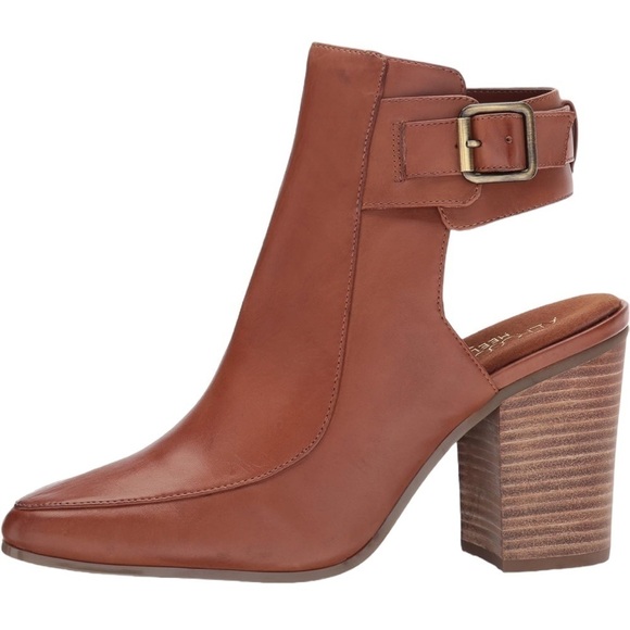 AEROSOLES Square Up Womens Leather Boots - Picture 2 of 10